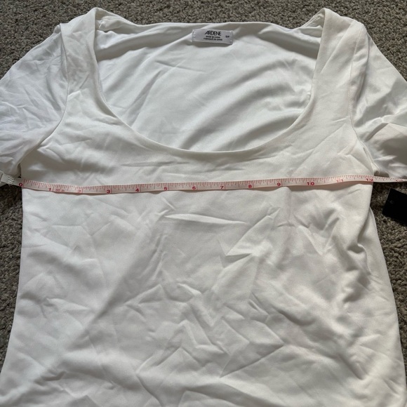 3/$45 Ardene Contour Crop Scoopneck Longsleeve - Picture 6 of 7